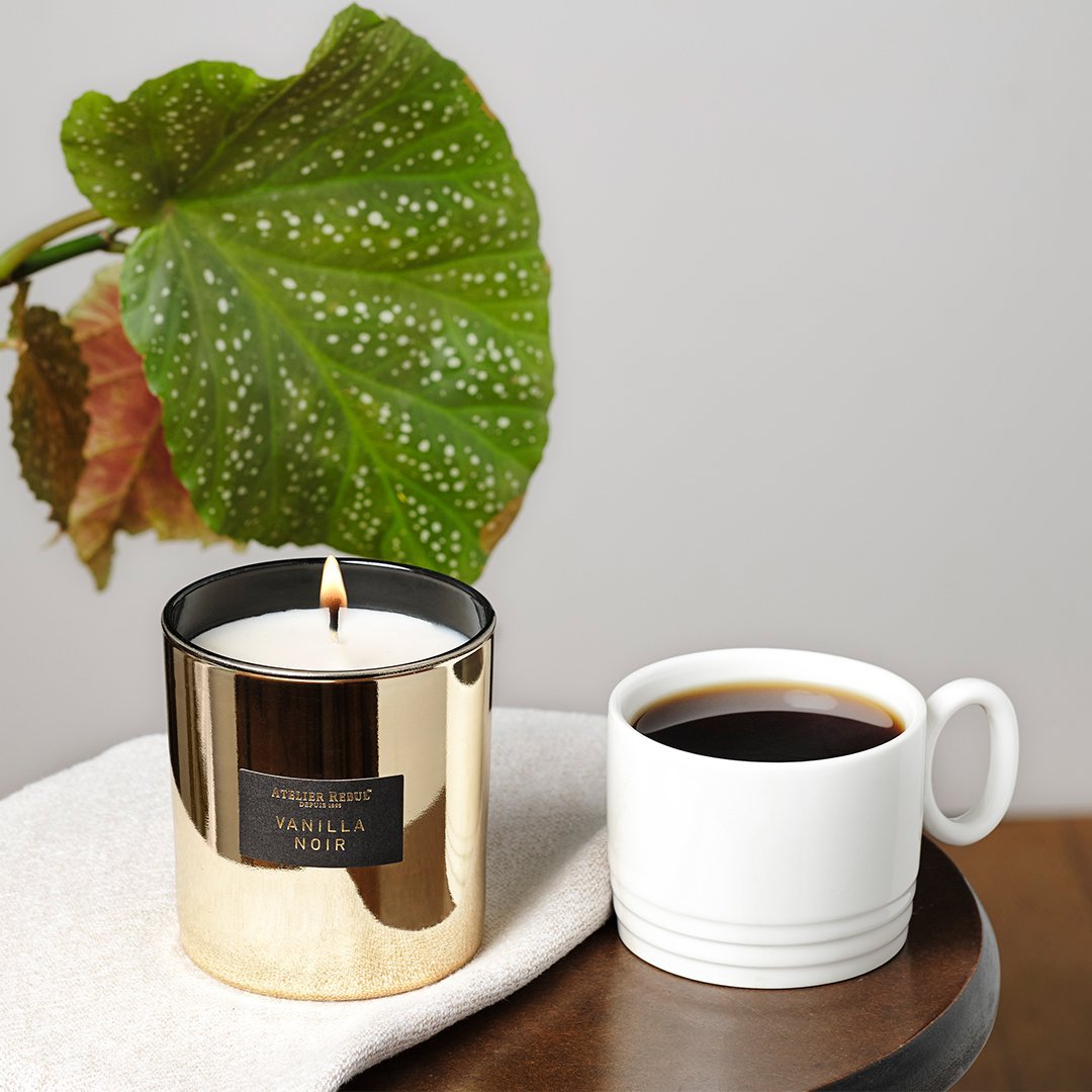 vanilla-noir-scented-candle-210g-613448